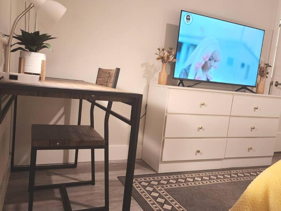 Luxe & Cozy 3Beds,2Rooms,Ev Gym Near Beaches&Downtown Wpb ウェストパームビーチ エクステリア 写真