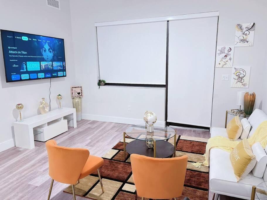 Luxe & Cozy 3Beds,2Rooms,Ev Gym Near Beaches&Downtown Wpb ウェストパームビーチ エクステリア 写真