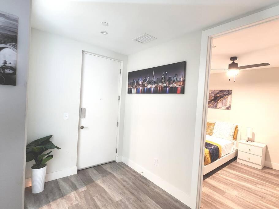 Luxe & Cozy 3Beds,2Rooms,Ev Gym Near Beaches&Downtown Wpb ウェストパームビーチ エクステリア 写真