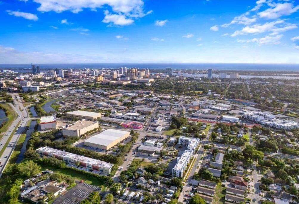 Luxe & Cozy 3Beds,2Rooms,Ev Gym Near Beaches&Downtown Wpb ウェストパームビーチ エクステリア 写真