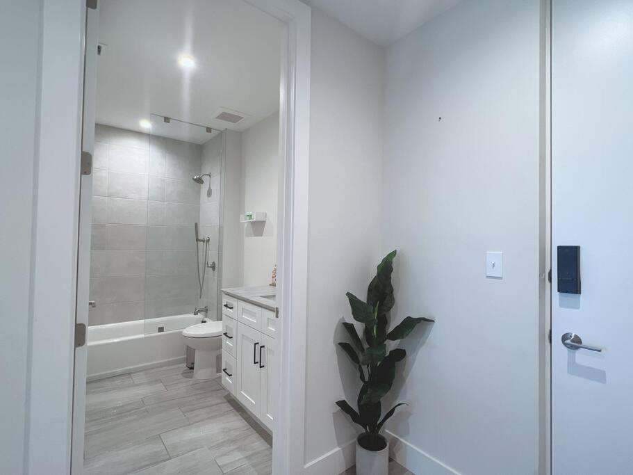 Luxe & Cozy 3Beds,2Rooms,Ev Gym Near Beaches&Downtown Wpb ウェストパームビーチ エクステリア 写真